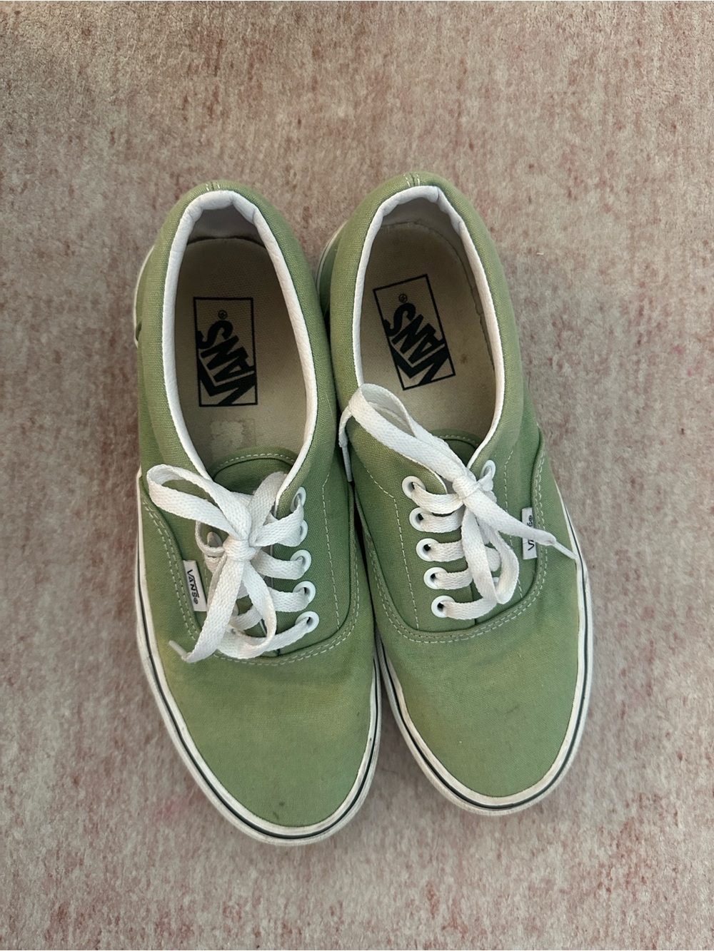 Vans - Picture 3 of 3